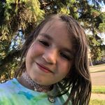 Emma Bee - @emma.hatfield.127 - Instagram
