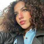 Emma Houston - @ithinkmynosered - Instagram
