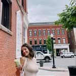 Emma Houston - @emmahouston.art - Instagram