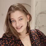 Emma Howes - @howes.e - Instagram