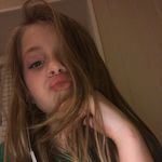 Emma Huggins - @emmaqueen3473 - Instagram