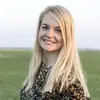 Emma Jacobson - @emmajloves2farm - TikTok
