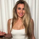 Emma Knotts - @emmaknotts - Instagram