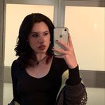 Emma Markham-Zantvoort - @emma_markhamz - Instagram