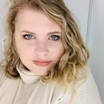 Emma Maze - Facebook