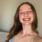 Emma McCartney - @the_british_baguette - Instagram