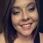 Emma McClellan - @emmas.closet17 - Instagram
