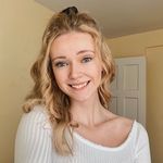 Emma McNally - @acornstooaks.doula - Instagram