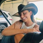 @emma_meeks - Instagram