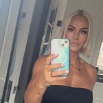 Emma Pennington - @emmapenno79 - Instagram