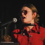 Emma Rae - @emmaraemusic - Instagram