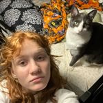 Emma Schmitz - @monkeys.eat.2bananas - Instagram