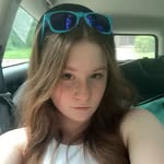 Emma Schuster - @e_schuster18 - Instagram