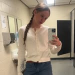 Emma Simmons - @emmasimmonss - Instagram
