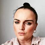 Emma Snell - @emzy.699 - Instagram