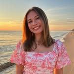 emma!☕️📖🪷 - @_emmaspaulding - Instagram