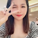 Emma Van - Facebook