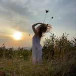 Emma Vaughan - @emmarosevaughan - Instagram