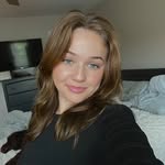 Emma Walker - @emmawalker66 - Instagram