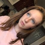 Emma Winn - @lillybuck2017 - Instagram