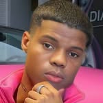 Emmanuel Chucks - @emmanuel_egwenum - Instagram