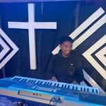 Emmanuel  Moore ★ - @marcsolossa - Instagram