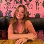 Emma Benson - @emmabensonnn - Instagram