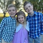Emmy Lou Benson - @emmybens - Instagram