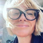 Emma Hart - @emmahartconnects - Instagram