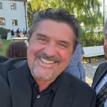 Eric Arnaud - @moorparkrealestate - Instagram