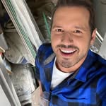 Eric Carlos - @carlos___242 - Instagram