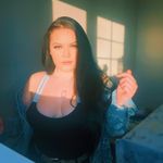 Erica Chesney - @ericachesney3 - Instagram
