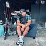 Eric Dueñas - @ericduenas26 - Instagram