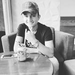 Eric Erazo - @erazosalvador99 - Instagram