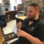 eric hassell - @blest_phon - Instagram