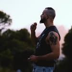 Eric Herrero - @deplumatriste - Instagram
