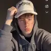 yooErik🍭 - @erikjeking - TikTok
