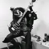 Kiss - @kiss_eric - TikTok