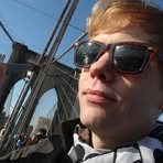 Erik Lindegren - Facebook