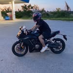E 🏍️ - @ericmartinezz04 - Instagram