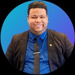 Eric Muniz - @ericmunizoficial - Instagram