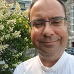 Abbé Éric Robichaud - @abbe_ericr - Instagram