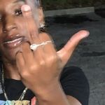 Middle Finger In The Air I’m , Yelling Fuck A HATER 😏 - @ericaprt2_ - Instagram
