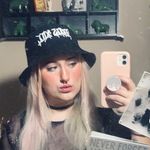 Erica Driver - @iamsmoll - Instagram