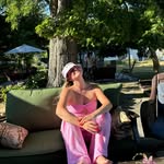 erica johnston - @sunshineyogaphilly - Instagram
