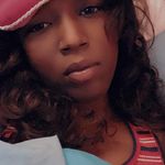 Erica Strong - @cinnabuns4lyfe - Instagram