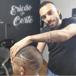 Erick Cortes - @obarbeiro.erickelias - Instagram