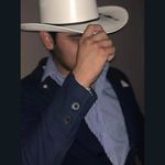 Erick Esparza - @erickesparzza0637 - Instagram