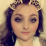 Erica Farrell - @elizabethericawheaton - Instagram
