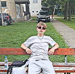Erik Molnar - Facebook